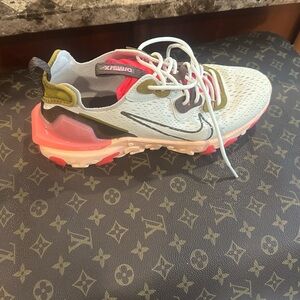 Nike Vibrant Pink and White Athletic Shoes